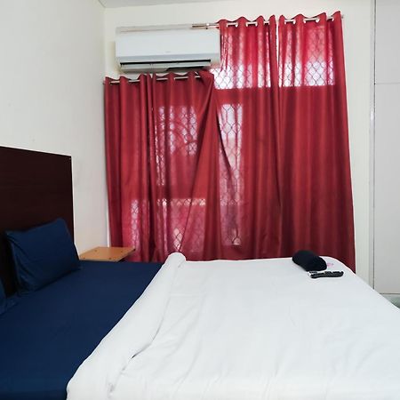 Hotel Green Villa - Near Anand Vihar Station New Delhi Buitenkant foto