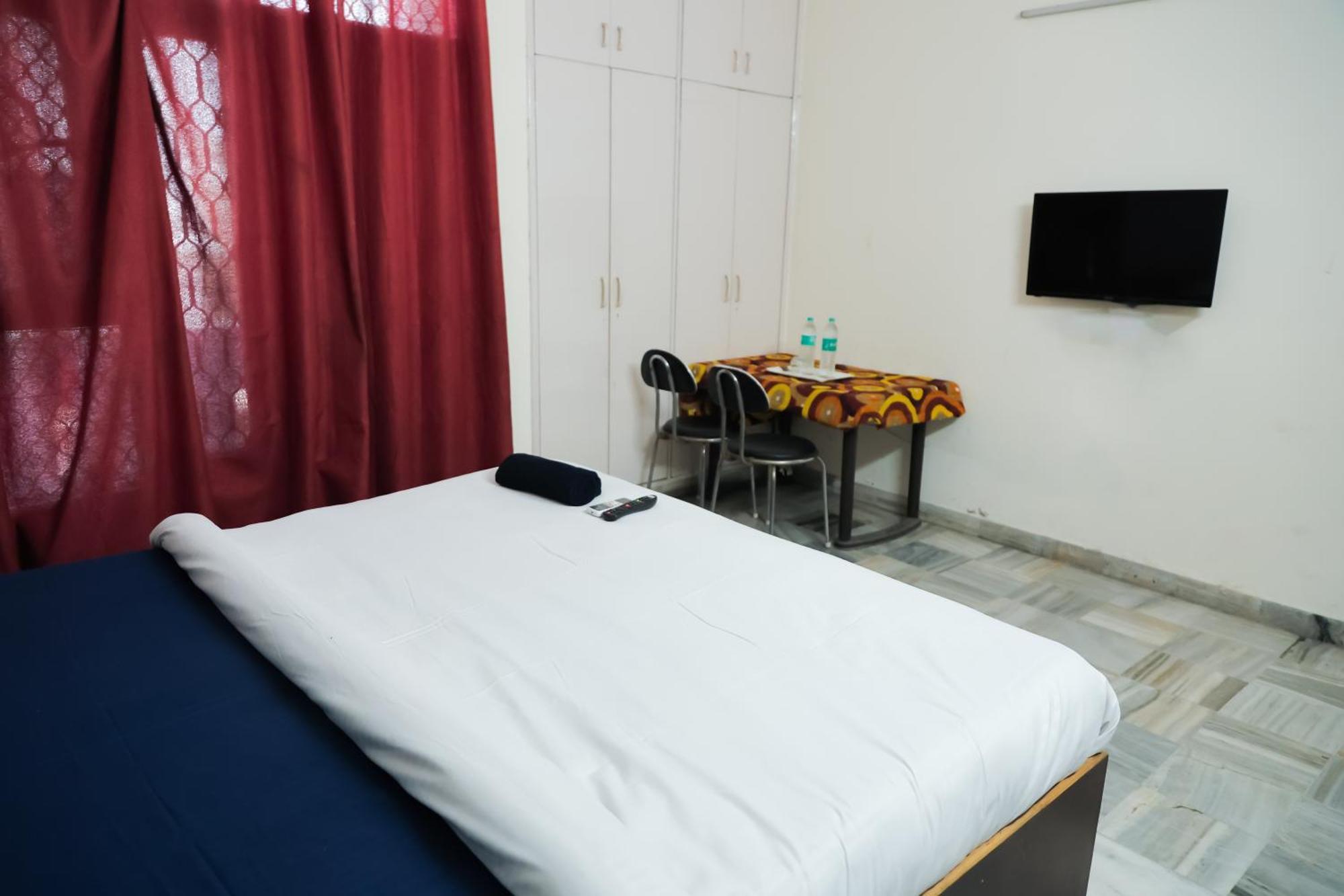 Hotel Green Villa - Near Anand Vihar Station New Delhi Buitenkant foto