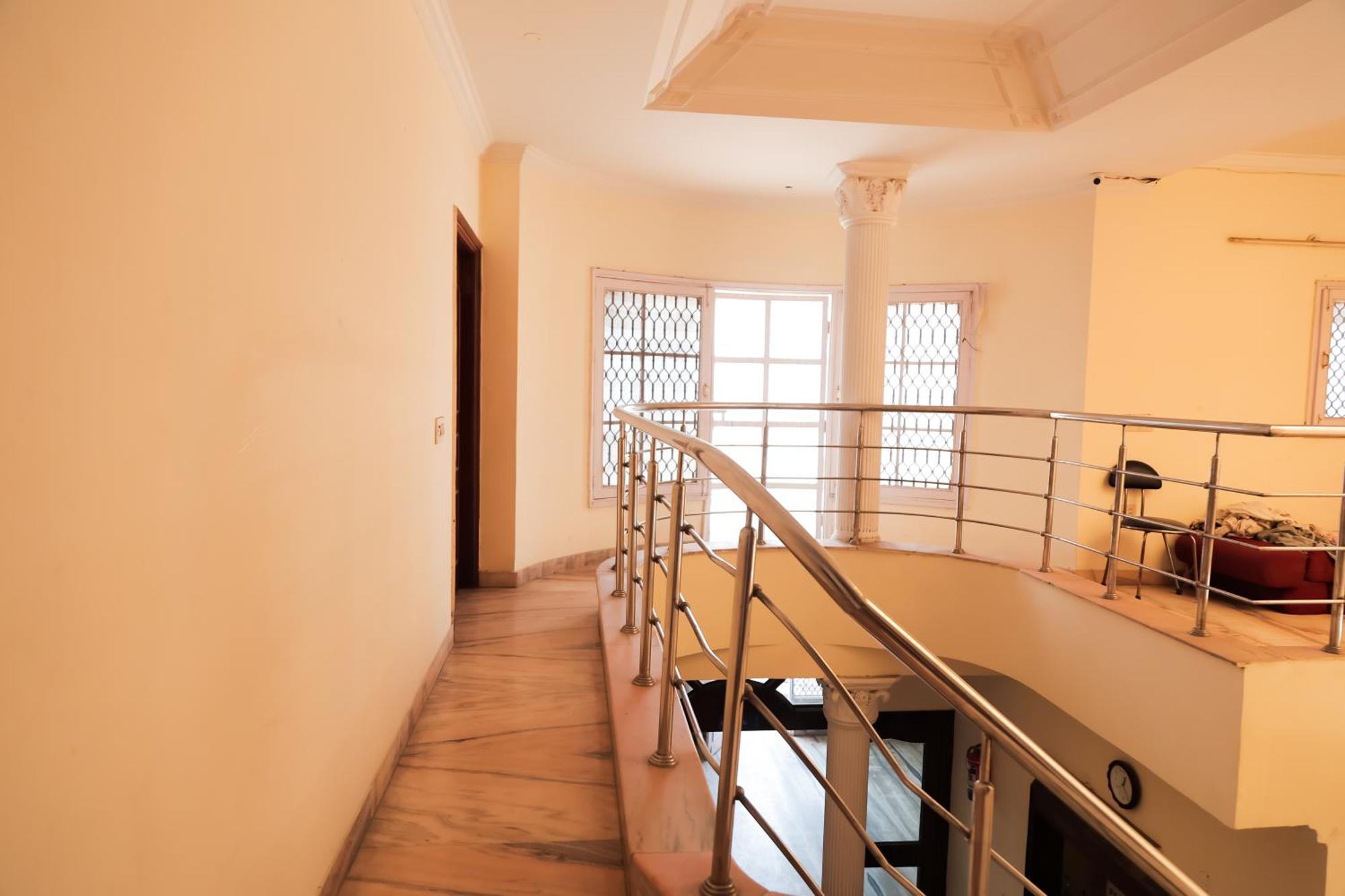 Hotel Green Villa - Near Anand Vihar Station New Delhi Buitenkant foto